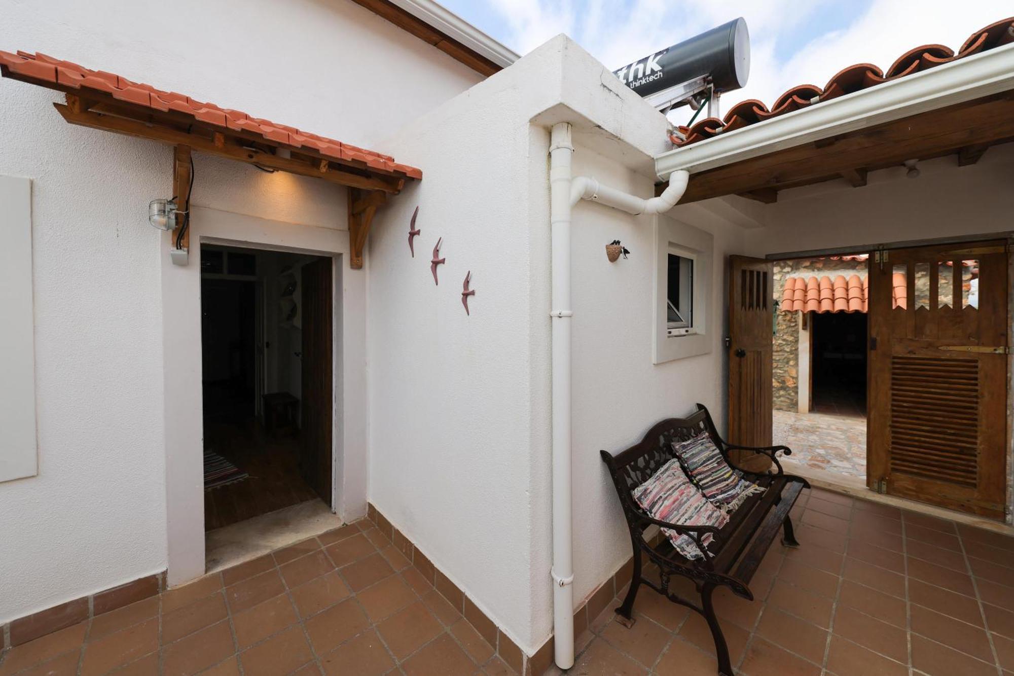 Renovated Wine Press House - With Pool Villa Porto de Mós Kamer foto